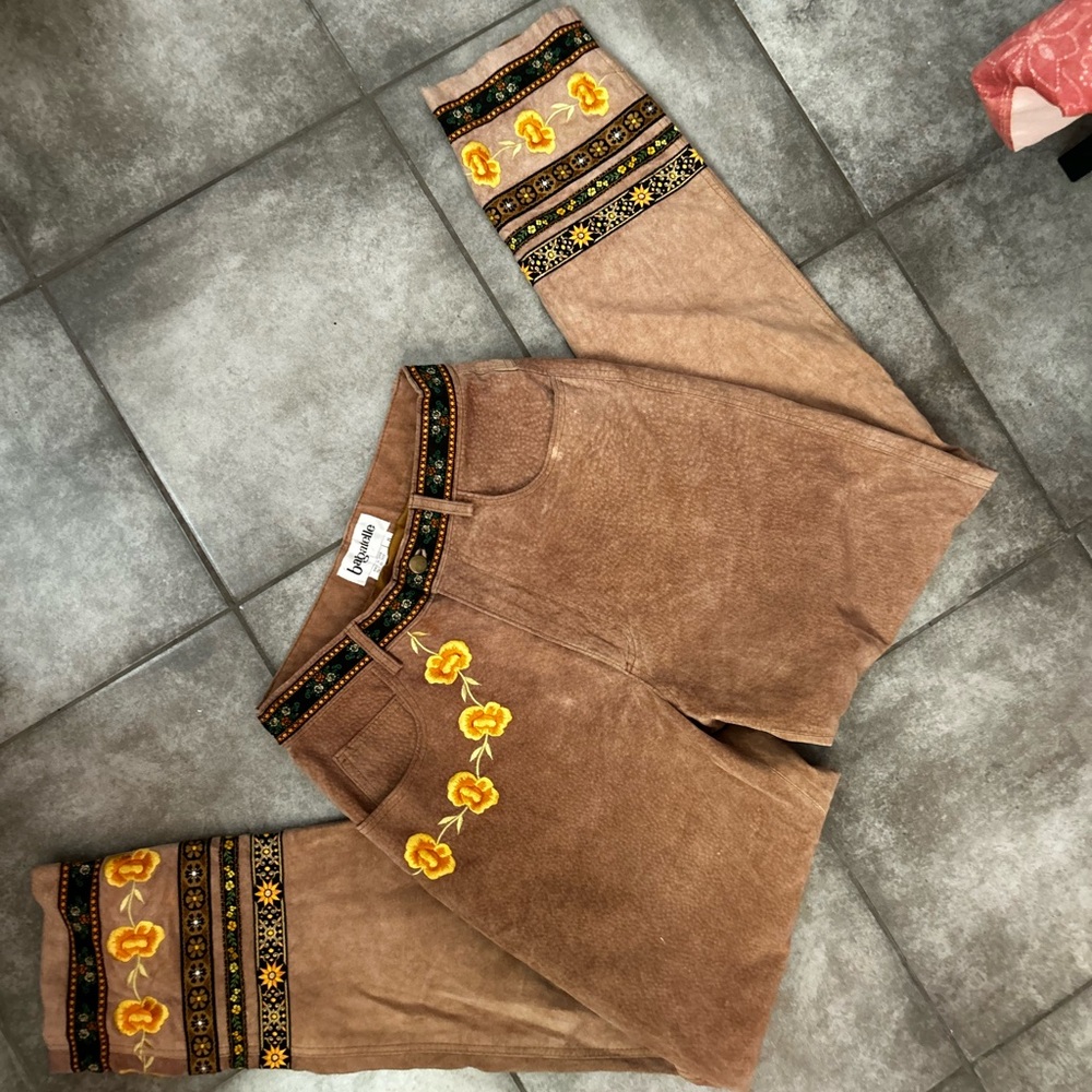 Bagatelle Brown Pants with Floral Embroidery